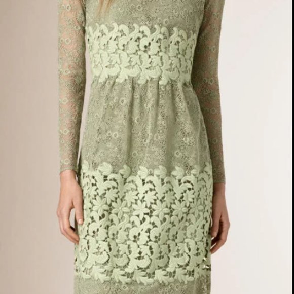 SOLD in other platform Burberry Prorsum Floral Lace And Macramé Dress - Picture 1 of 4